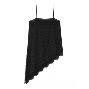 Vintage zwarte polkadot camisole met witte kantafwerking en asymmetrische zoom