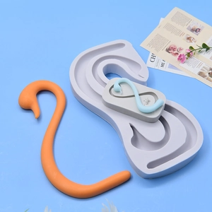 Set di stampi in silicone a cigno per decorazione torte e artigianato con dettagli