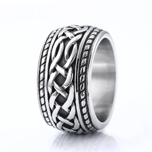 Vintage Celtic knot pattern stainless steel ring for men in antique silver finish