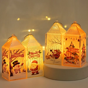 Lanterna LED Natale Luce Notturna Forma Casa Plastica Ornamento Sospeso Luce Calda Babbo Natale Renna Pupazzo Di Neve