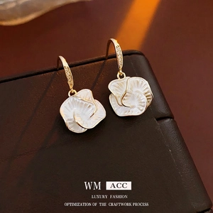 Flower Drop Earrings With Zircons Gold Plated Copper White Shell Luster Silver Earring Post Vintage Style Women