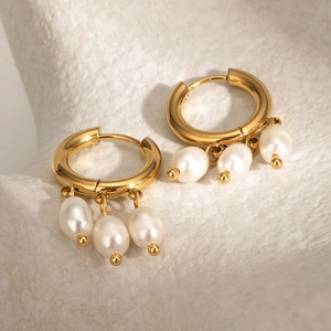 Elegant 18k gold stainless steel hoop earrings with three white freshwater pearl drops