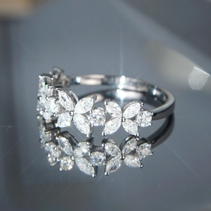 Bague trèfle élégante en argent et zircon avec pierres taille marquise pour femme