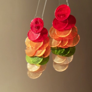 Multilayer cascading red, orange, and green shell-textured stud earrings for women