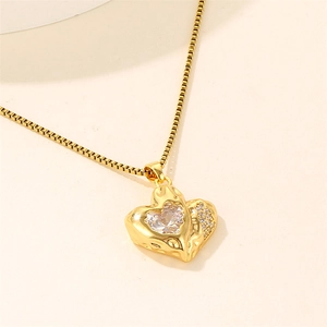 18k gold plated heart pendant necklace with hammered texture and zircon crystals