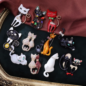 Alloy Enamel Cat Brooches Rhinestone Animal Pin Fashion Jewelry Accessories For Suits Dress Women