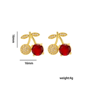 Elegante Kirsch-Ohrstecker mit roten Edelsteinen und Zirkon-Akzenten in Gold-Finish