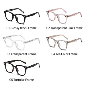 Cinco monturas de gafas cuadradas en negro, rosa transparente y carey de diseño moderno