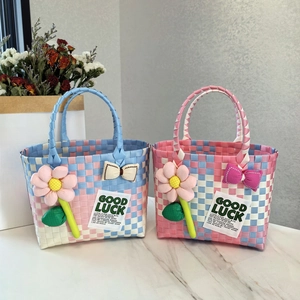 Women Plastic Woven Handbag PVC Checkered Picnic Basket With 3D Flower Bow Decoration Large Capacity Handmade Tote Bag