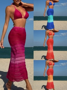 Set da spiaggia 3 pezzi con bikini e gonna lunga in maglia in colori sfumati vivaci