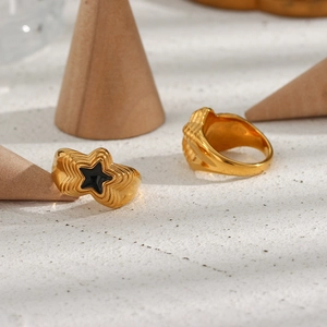 Chic 18K gold plated multi-layer stainless steel ring with black star motif on white stone