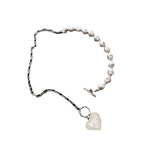 Elegant heart pendant necklace with pearl and silver chain stitching for women