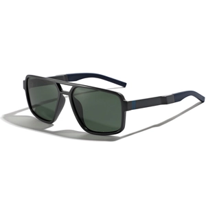Square TR90 polarized aviator sunglasses with black matte frame and dark green lenses