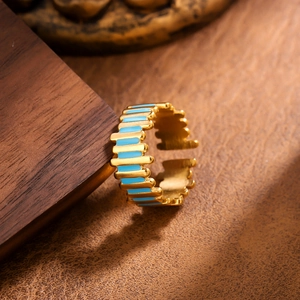 Adjustable 18k gold-plated stainless steel ring with blue enamel stripes and wave edges