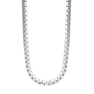 Detail shot of the polished silver stainless steel interlocking rectangle link chain