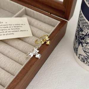 Elegant S925 sterling silver bow ring with heart pendant in gold and silver finish