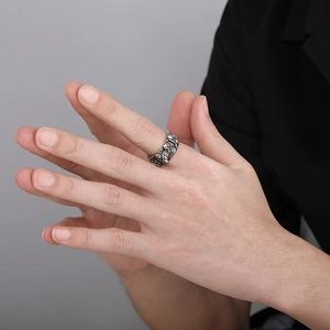 Retro hollow skull ring for men in antique silver finish made of durable titanium steel