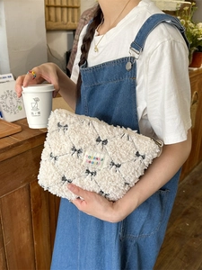 Plush Lamb Wool Makeup Bag Bowknot Embroidery Cosmetic Pouch Large Capacity Zipper Storage Case Travel Toiletries Organizer Women