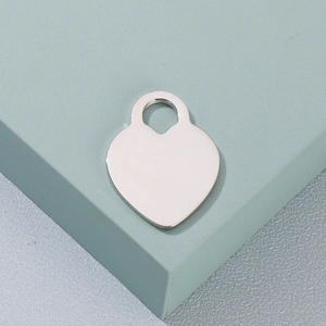 Polished heart-shaped stainless steel pendant DIY accessory in smooth silver finish