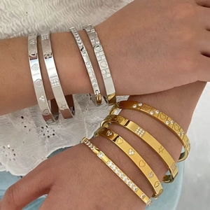Stainless Steel Bangle Bracelet Heart Star Pattern Inlaid Zircon Elegant Jewelry For Women Polished Jewelry Accessories