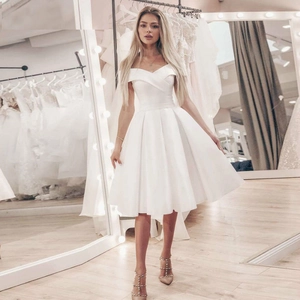 Robe De Soirée Courte En Satin À Épaules Dénudées Élégante Silhouette En A Pour Femmes Demoiselle D'Honneur Minimaliste