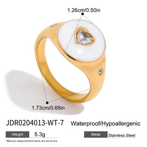 Detailed size chart of the gold stainless steel ring with white enamel and heart zircon
