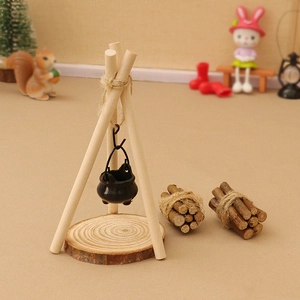 Dollhouse Miniature Outdoor Bonfire Tripod Hanging Pot Decoration Wood Resin Camping Scenery Ornaments