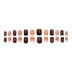 Lot de 24 faux ongles blush avec feuilles d'or et dégradé marron sophistiqué