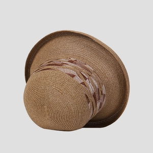 Chapeau de soleil pliable à large bord pour femme avec calotte ronde et ruban à motif