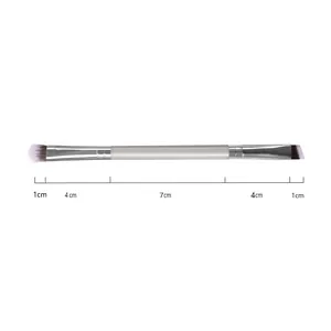 Dual-ended makeup brush measurements with 1cm brush heads and 7cm handle detail