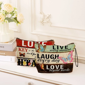 Vintage Make-up-Taschen aus Canvas mit Schmetterlingsdruck und inspirierenden Zitaten