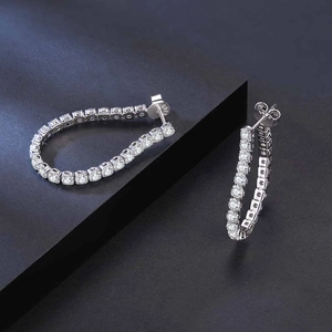 Minimalistische S925 Sterling Silber Tennis-Creolen mit funkelnden weißen Zirkonia-Steinen