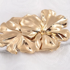 Elegant gold flower buckle on white elastic belt for women's A-line fashion dress