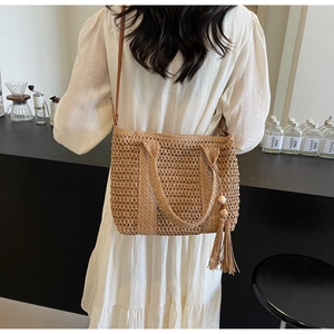 Women straw woven tote bag with tassel pendant for beach vacation and daily use
