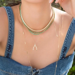 Colliers superposés en acier inoxydable doré 18K avec pendentif wishbone et zircons