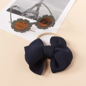Occhiali da sole verdi a fiore con fascia per capelli blu scuro a fiocco per bambini