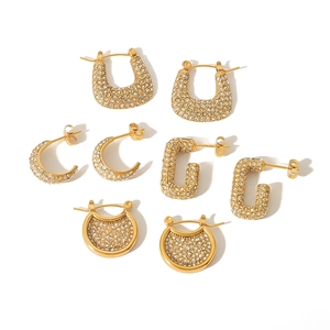 Set of 18k gold plated U-shaped and geometric stud earrings with sparkling crystals