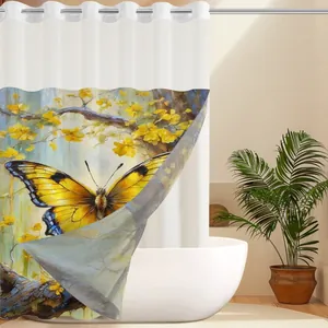 Détail du rideau de douche imperméable avec motif papillon jaune et anneaux métalliques