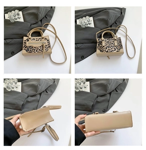Vista detallada desde cuatro ángulos de un bolso beige con estampado de leopardo y cremallera