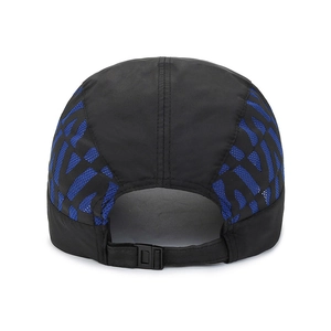 Black and blue breathable mesh quick-dry baseball cap with adjustable back buckle