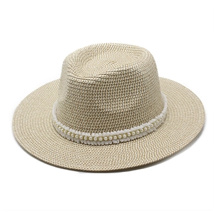 Chapeau de paille beige style Panama avec ruban blanc et perles pour protection solaire