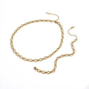 Thick round Cuban chain bracelet in 18K gold plated stainless steel for women