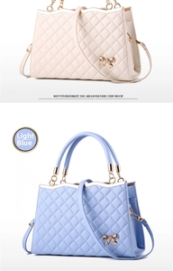 Détail du matelassage et du pendentif nœud métallique sur les sacs à main chic