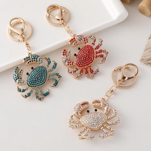 Rhinestone Crab Keychain Sparkling Alloy Ocean Animal Bag Pendant Creative Charm Jewelry Gift For Women Girls