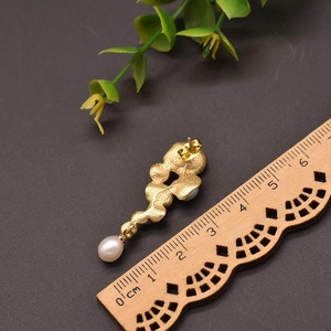 Long natural freshwater pearl earrings with 925 silver needles and organic gold texture