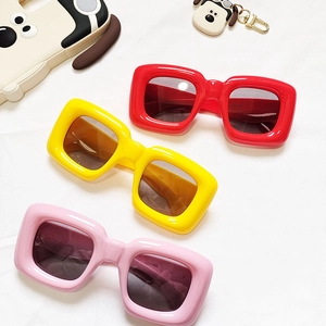 Fashionable oversized square children's sunglasses in red yellow and pink colors