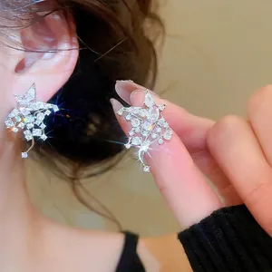 Boucles D'oreilles Étoiles En Cuivre Et Zircon Étoile Filante Bijoux De Mode Pour Femmes Avec Tige En Argent
