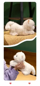 Detalle de peluche de gato blanco que muestra la textura de piel sintética de alta calidad