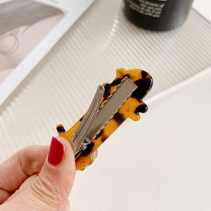 Tortoiseshell acetate calico cat hair clip with metal duckbill clasp for women
