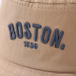 Cappello da pescatore kaki in cotone per bambina con ricamo Boston blu e cuciture fini